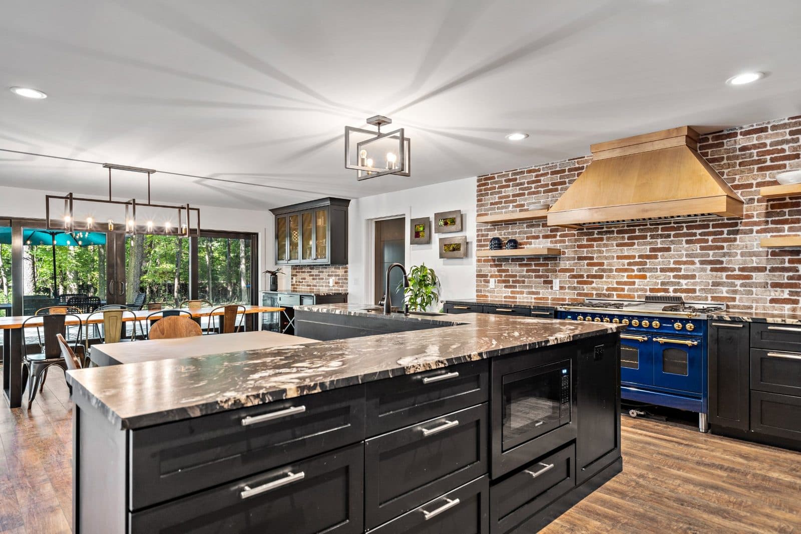 The 7-Day Launch Strategy for Grosse Pointe Home Sellers